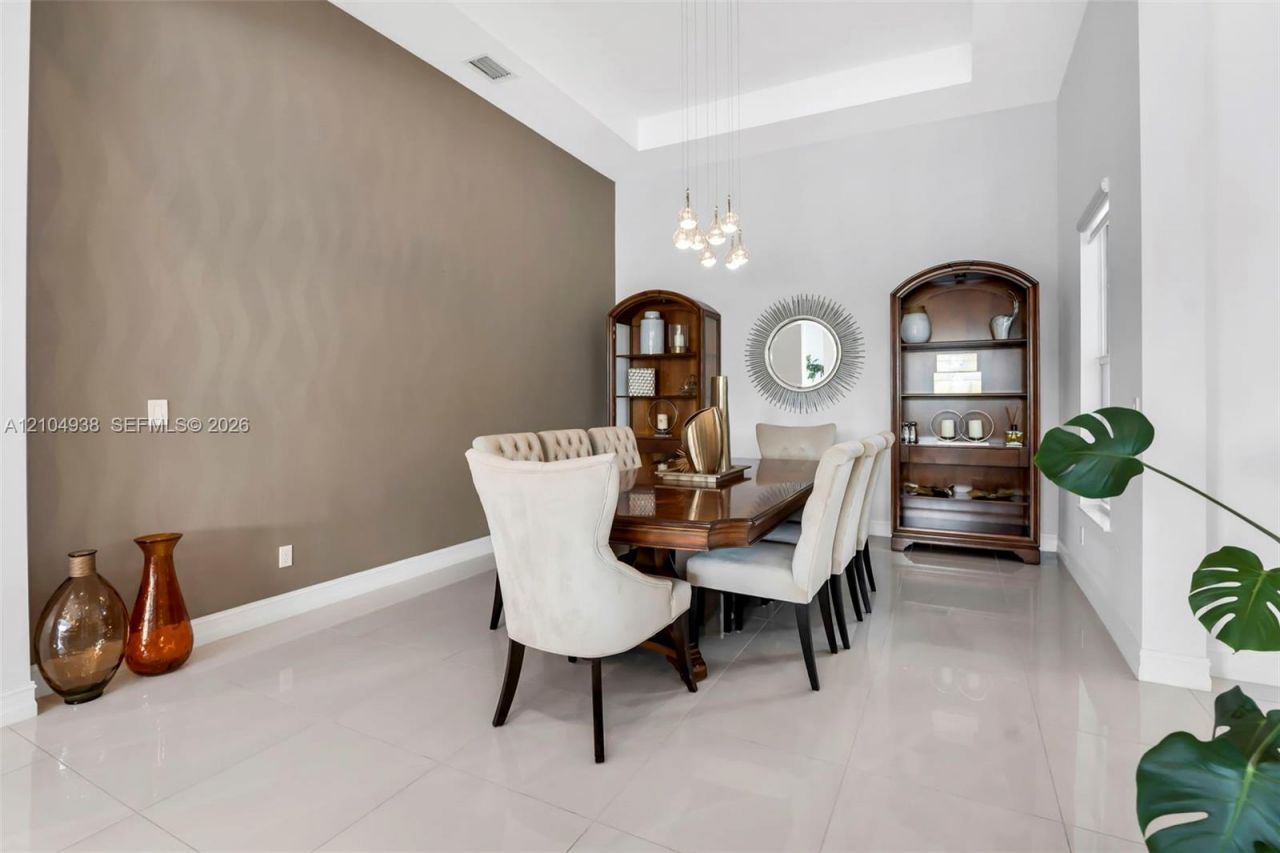 5202 S Sterling Ranch Cir , Davie, FL 33314 Photo
