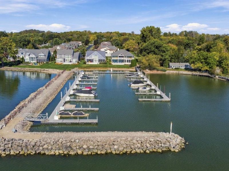2050 S Bailiwick Lane, Marblehead, OH 43440 Photo 5