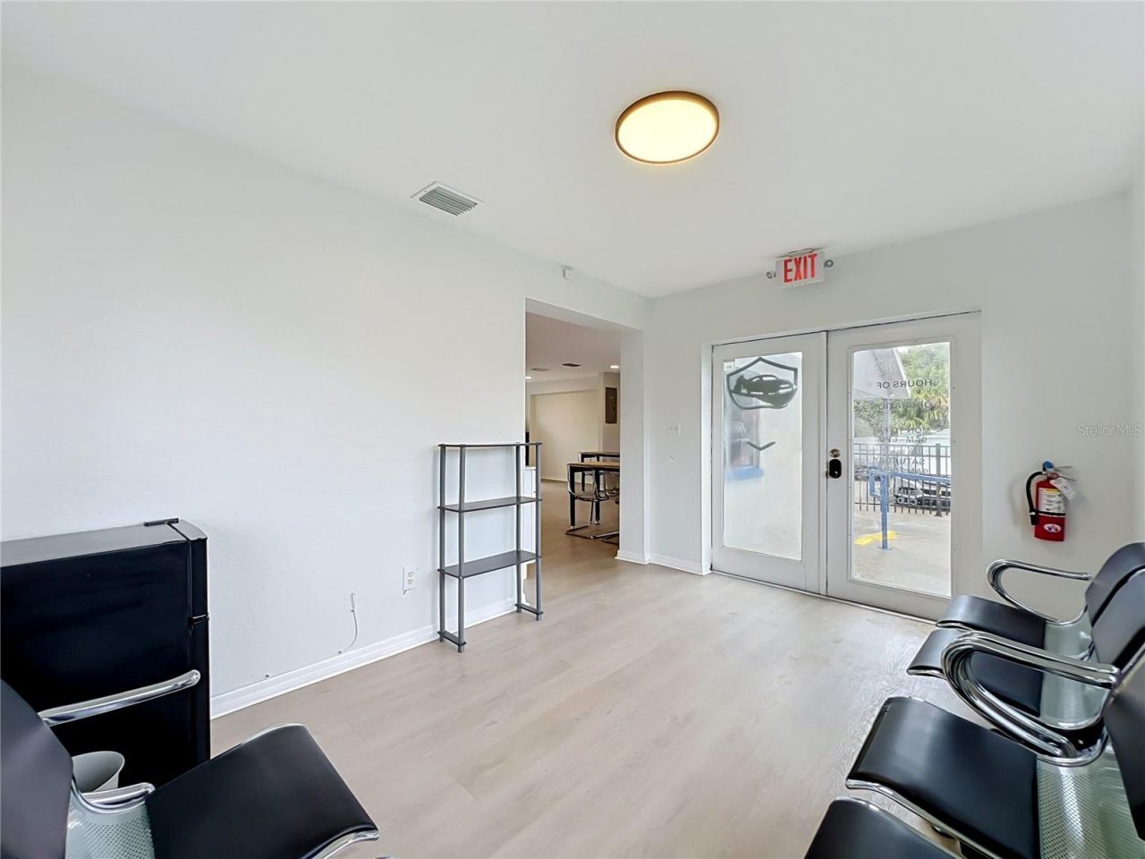 690 N Semoran Boulevard , Orlando, FL 32807 Photo