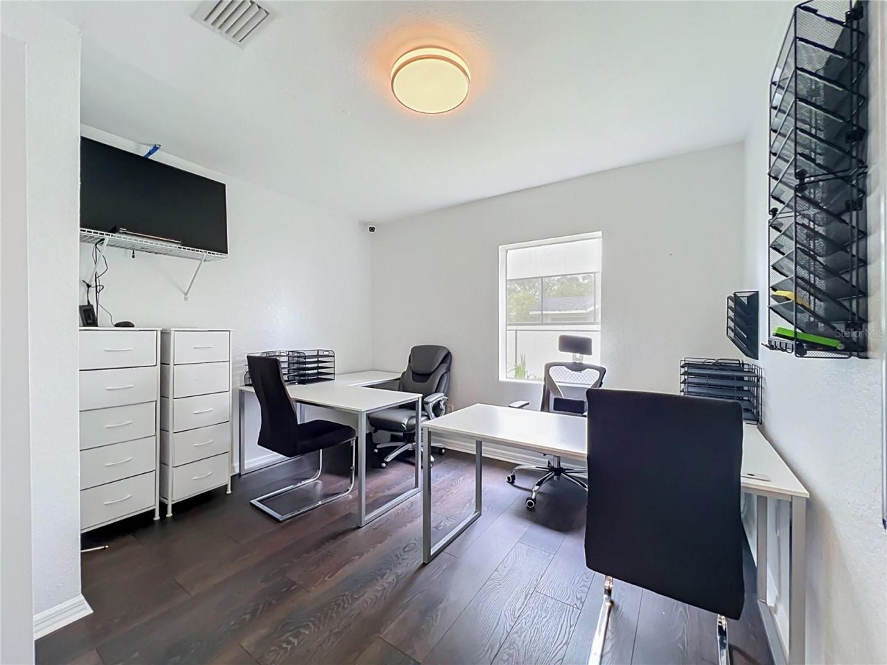 690 N Semoran Boulevard , Orlando, FL 32807 Photo