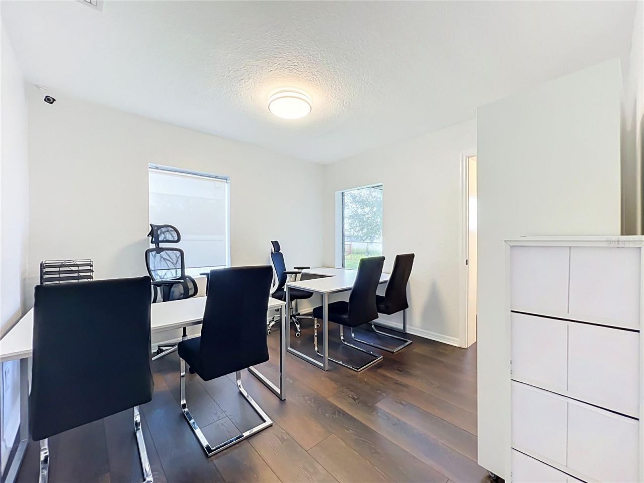 690 N Semoran Boulevard , Orlando, FL 32807 Photo