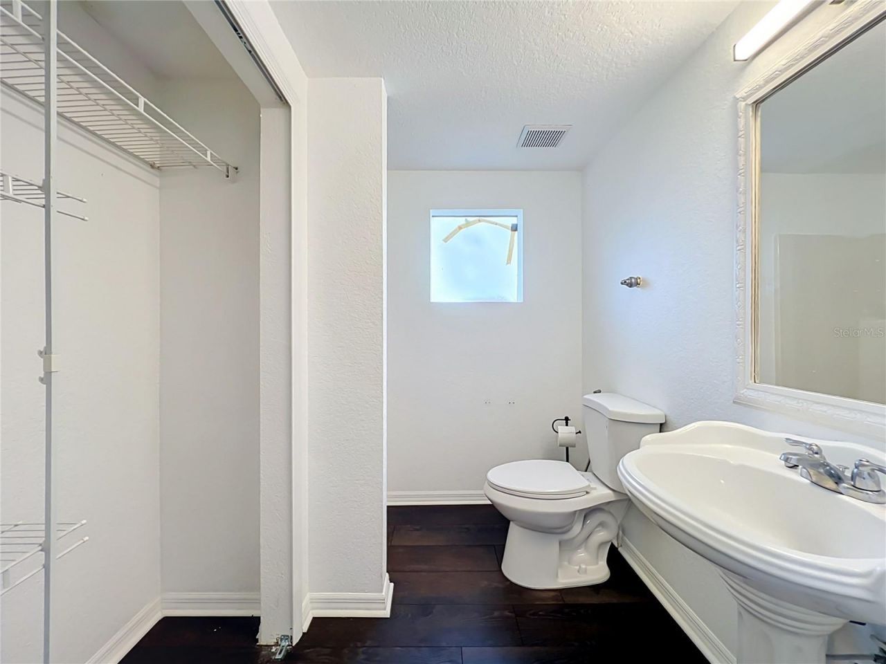 690 N Semoran Boulevard , Orlando, FL 32807 Photo