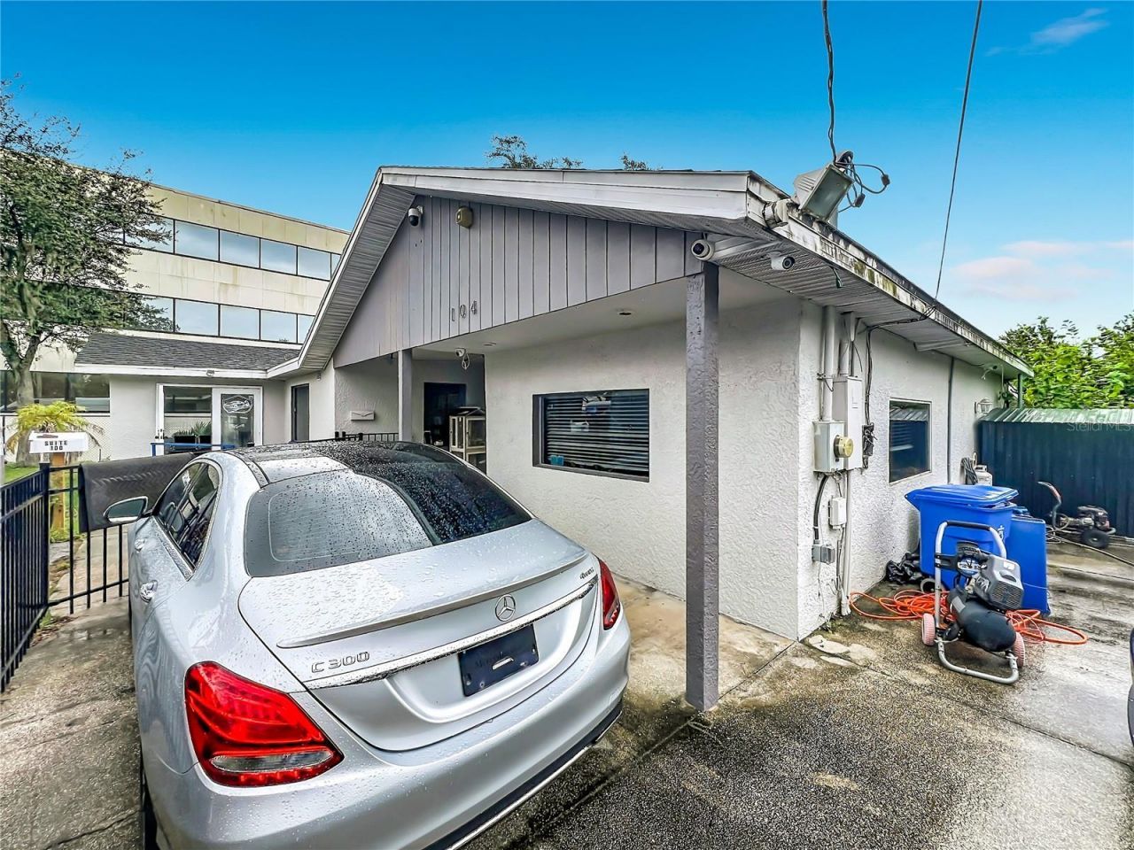 690 N Semoran Boulevard , Orlando, FL 32807 Photo