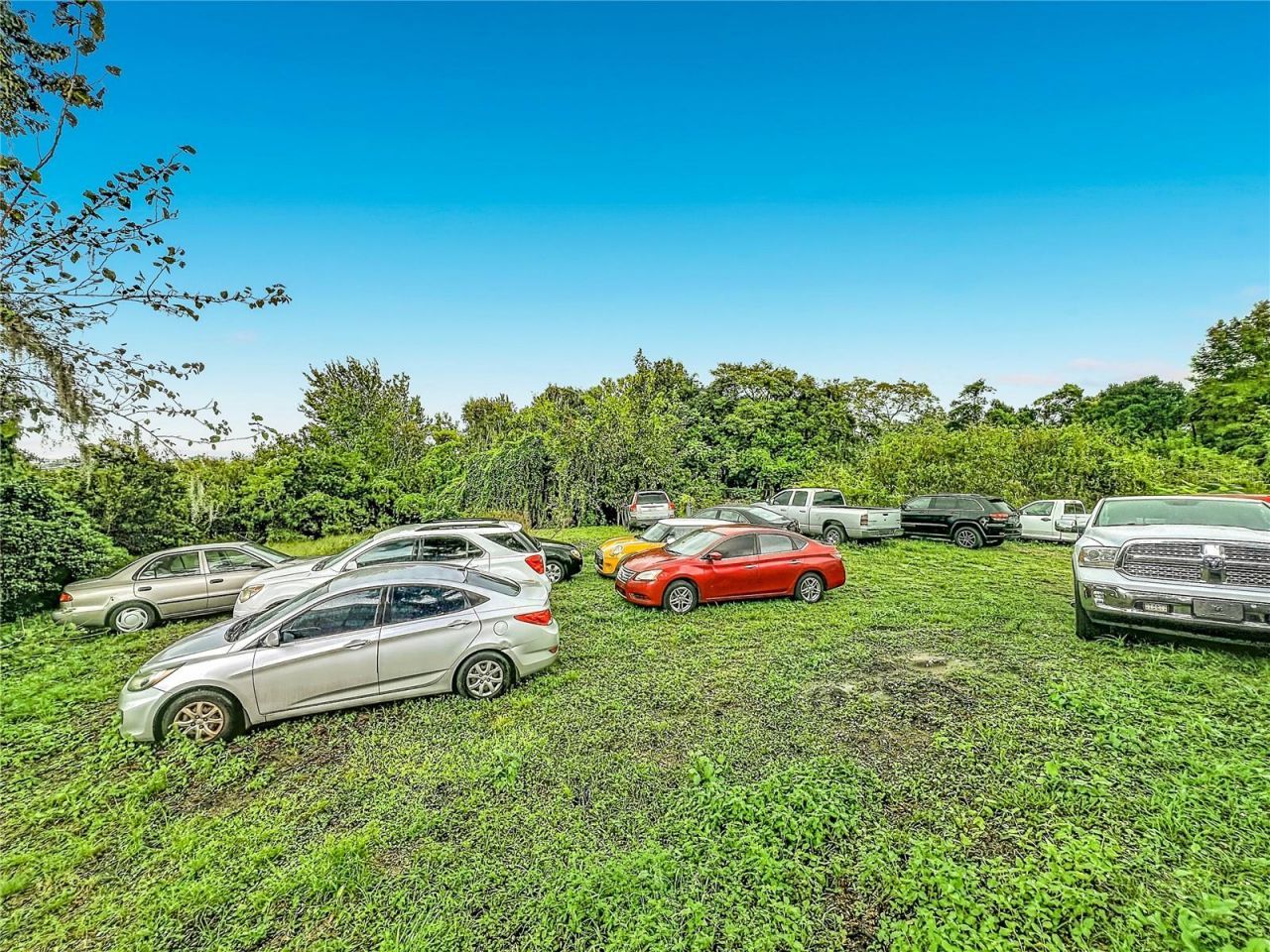 690 N Semoran Boulevard , Orlando, FL 32807 Photo