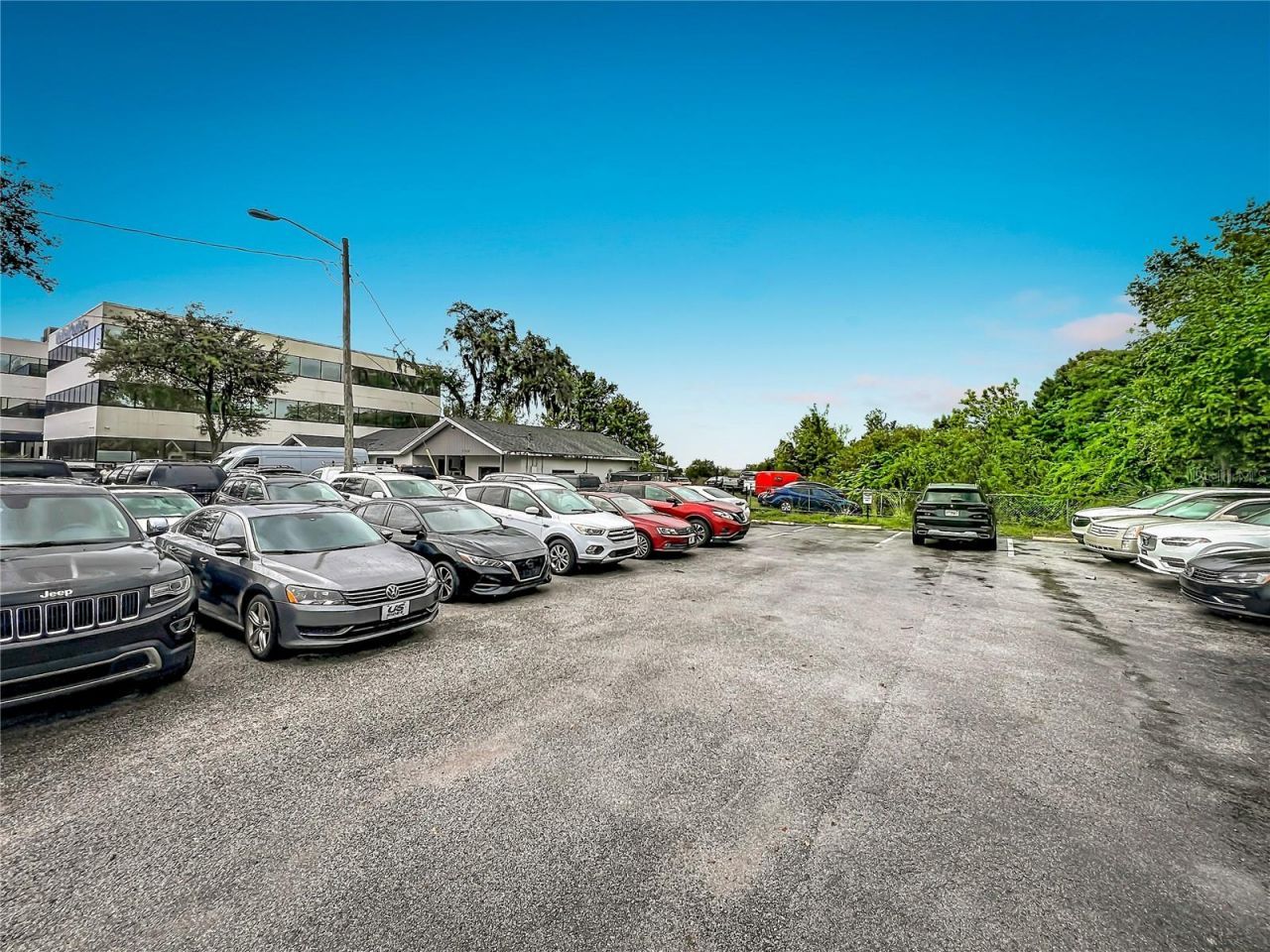 690 N Semoran Boulevard , Orlando, FL 32807 Photo