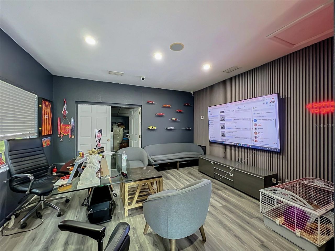 690 N Semoran Boulevard , Orlando, FL 32807 Photo