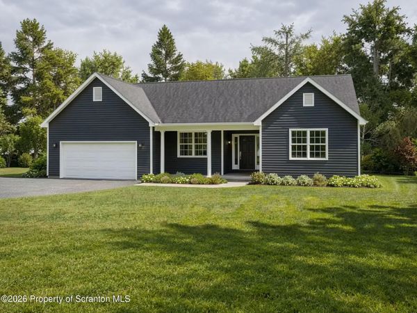42 Beacon Lane , Nicholson, PA 18446