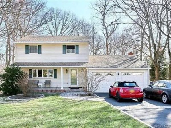 35 Gerardine Place, New City, NY 10956