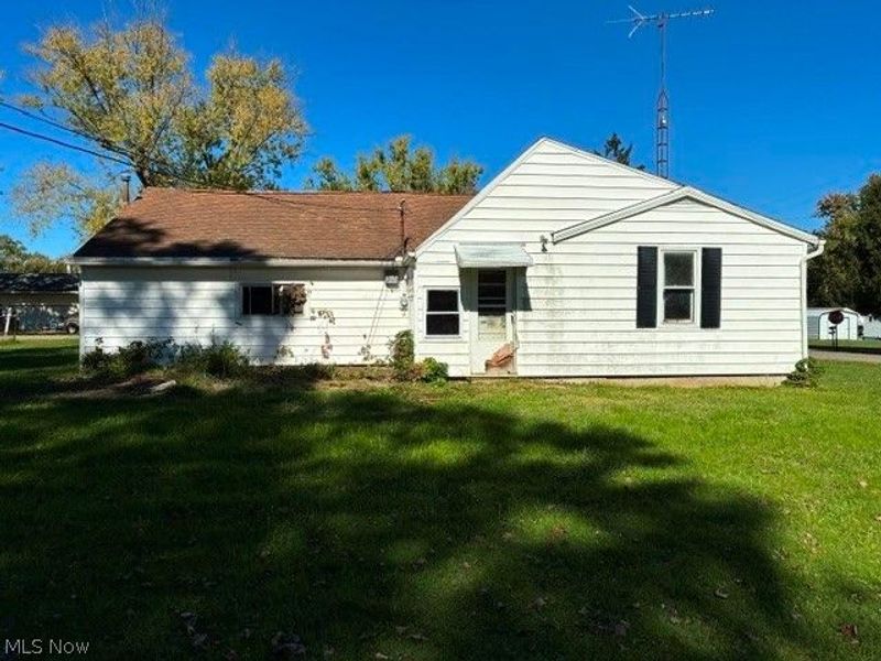 607 W Florida Avenue, Sebring, OH 44672 Photo 3