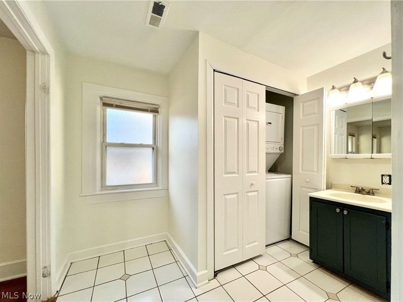 2701 W 14th Street, Cleveland, OH 44113 Photo 11