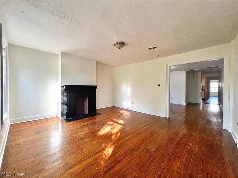 2701 W 14th Street, Cleveland, OH 44113 Photo 4