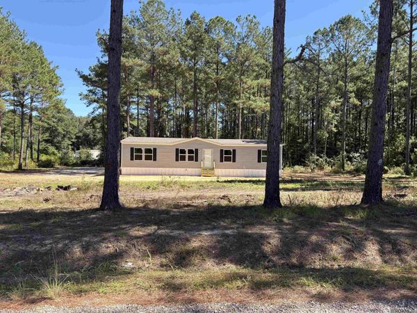 20146 Ellzey Rd, Kentwood, LA 70444