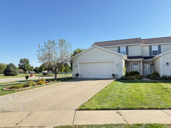 3901 Balmoral Drive , Champaign, IL 61822
