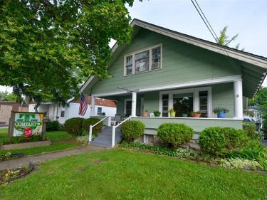 18 Crossmon Street, Alexandria Bay, NY 13607