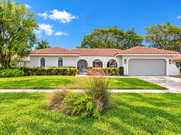 10081 HARBOURTOWN Court, Boca Raton, FL 33498
