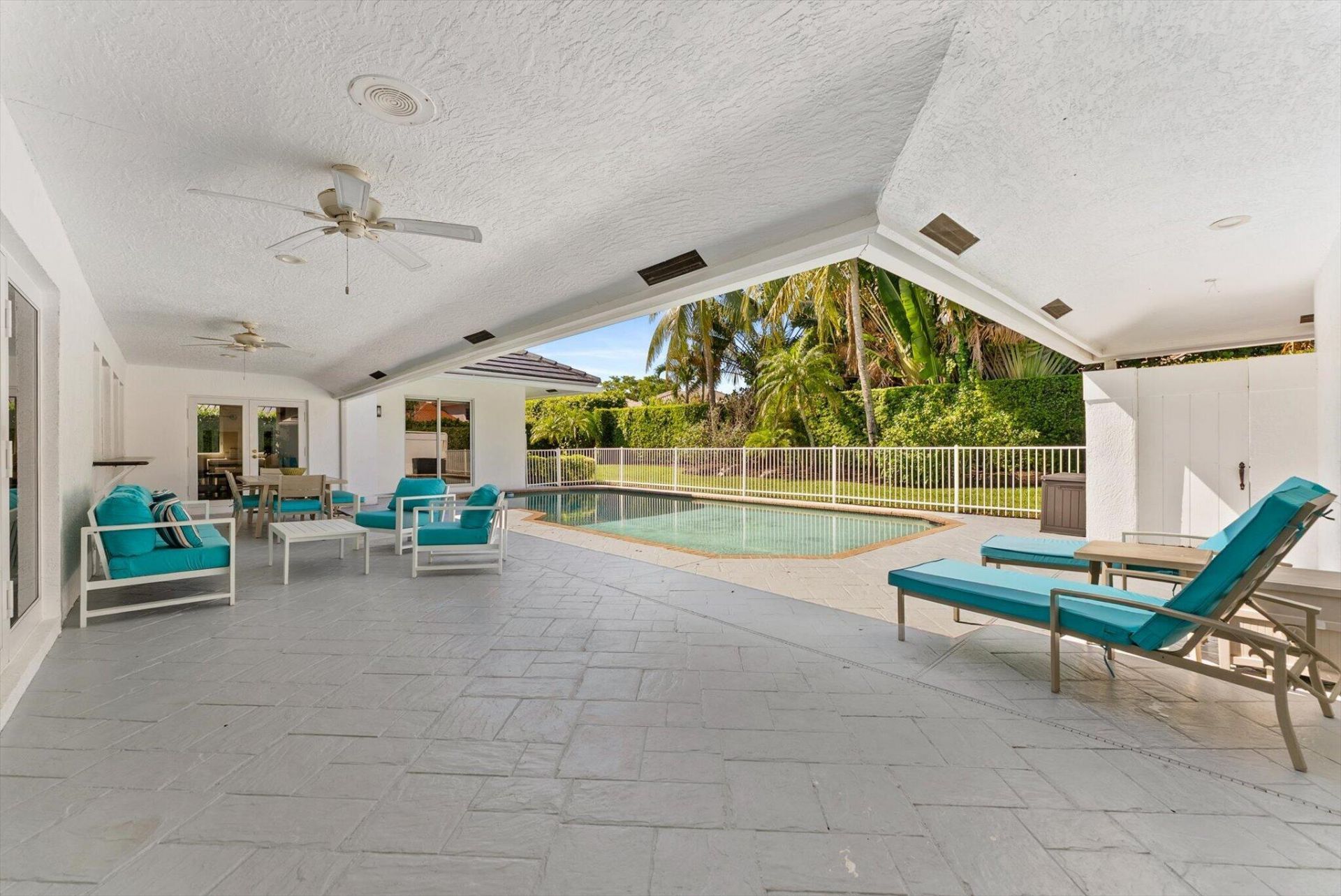4475 Woodfield Boulevard, Boca Raton, FL 33434 Photo
