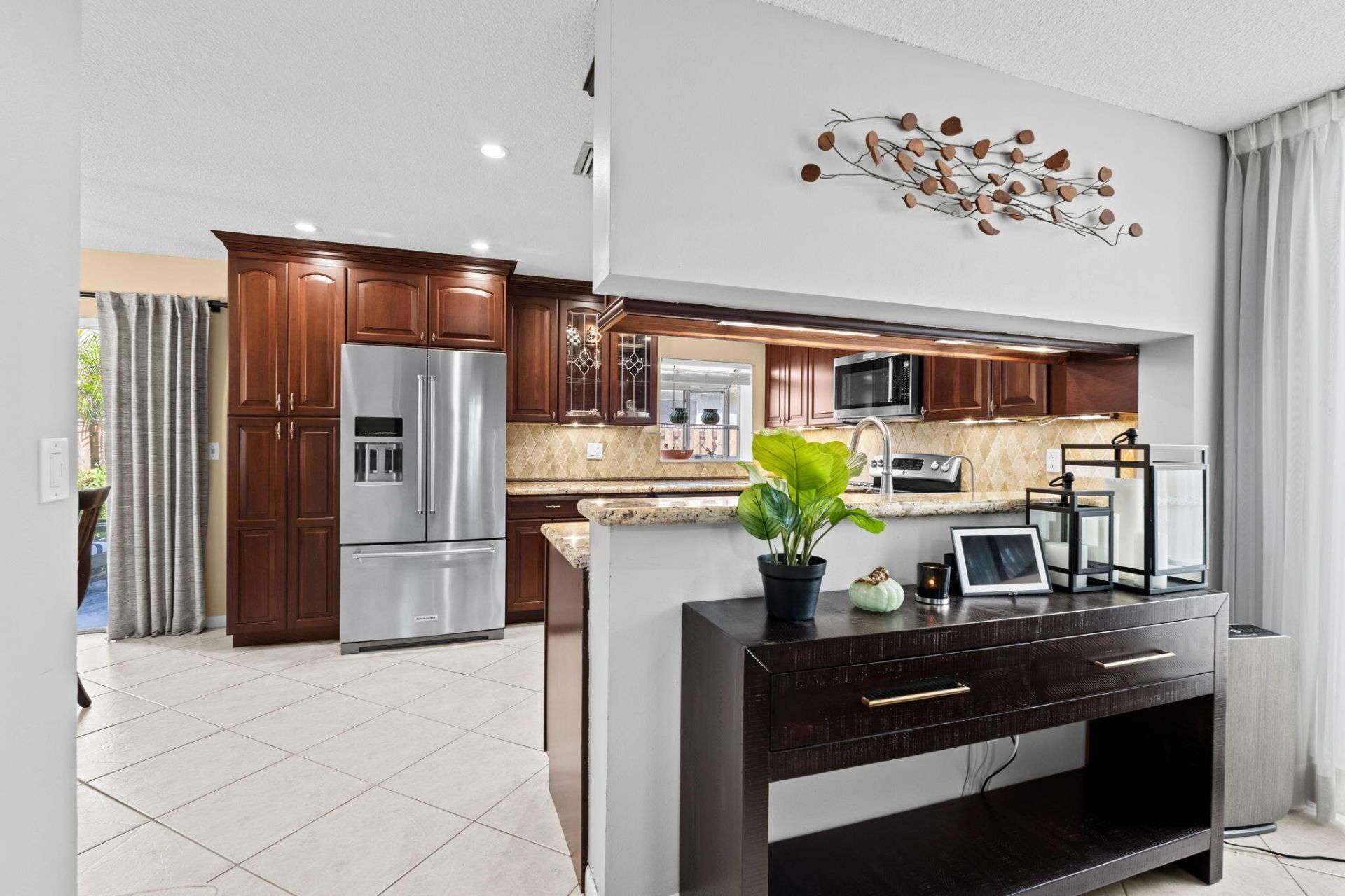 9843 NW 2nd Court, Plantation, FL 33324 Photo
