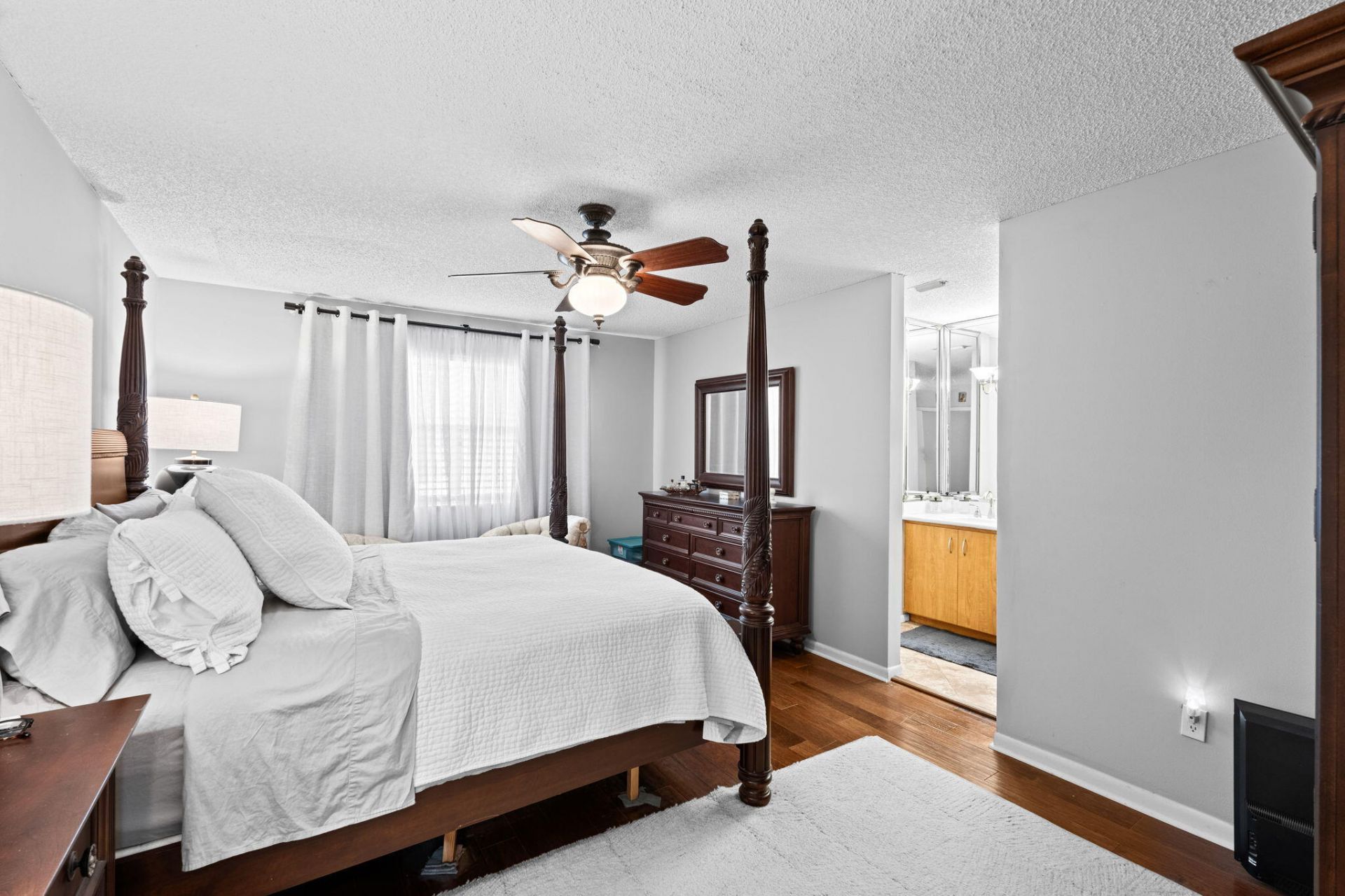 9843 NW 2nd Court, Plantation, FL 33324 Photo