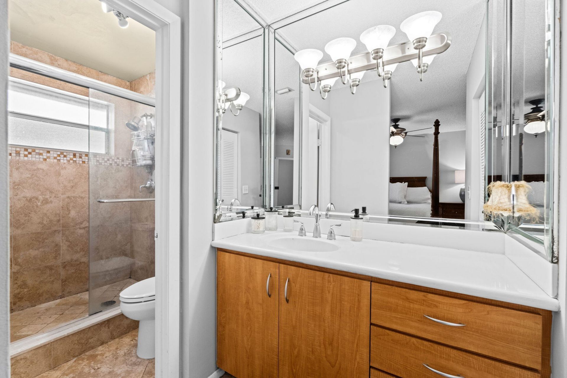 9843 NW 2nd Court, Plantation, FL 33324 Photo
