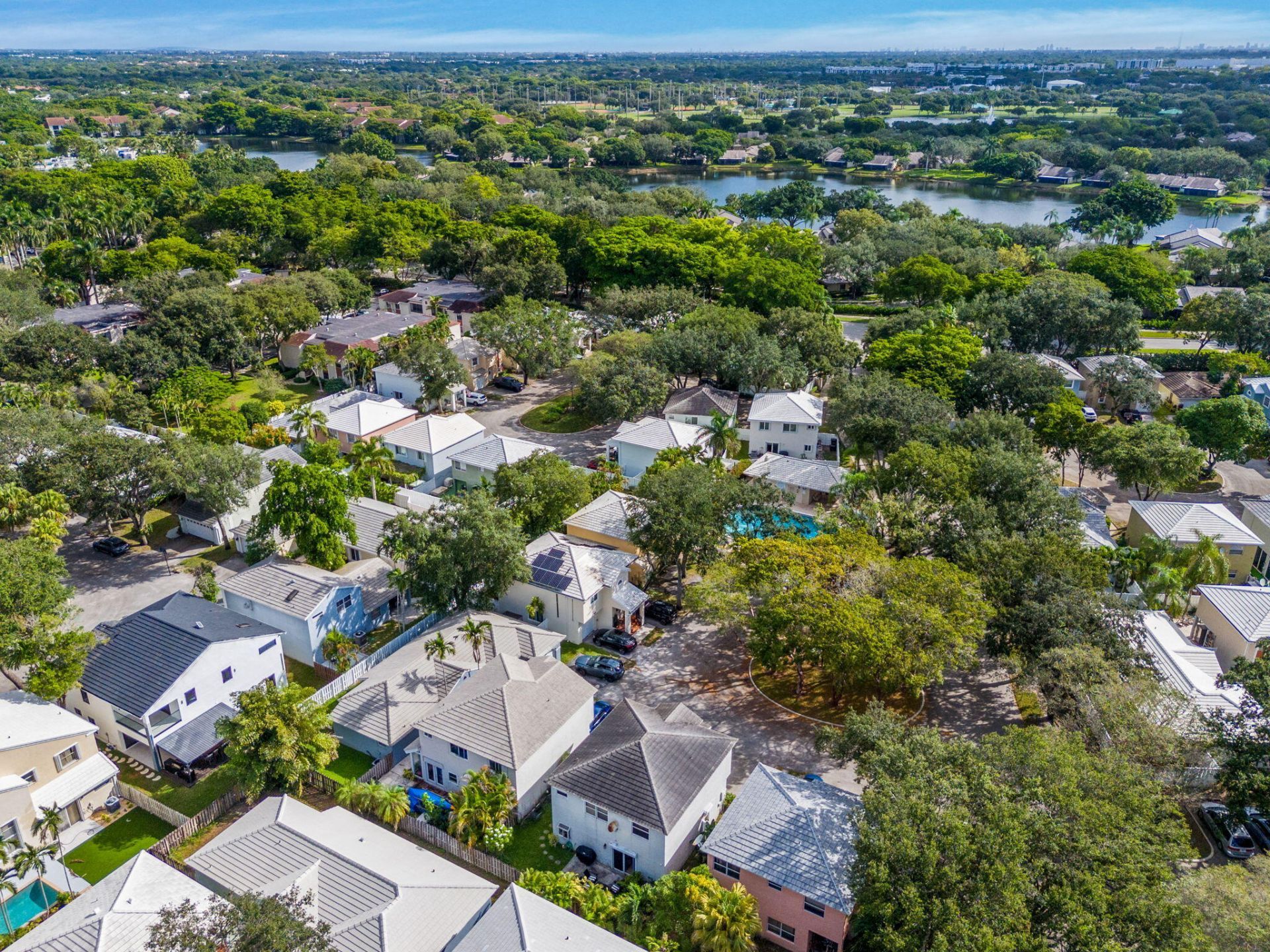 9843 NW 2nd Court, Plantation, FL 33324 Photo