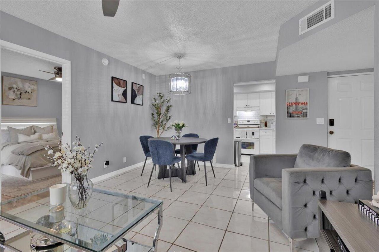 1529 SE Royal Green Circle, Unit 102, Port Saint Lucie, FL 34952 Photo