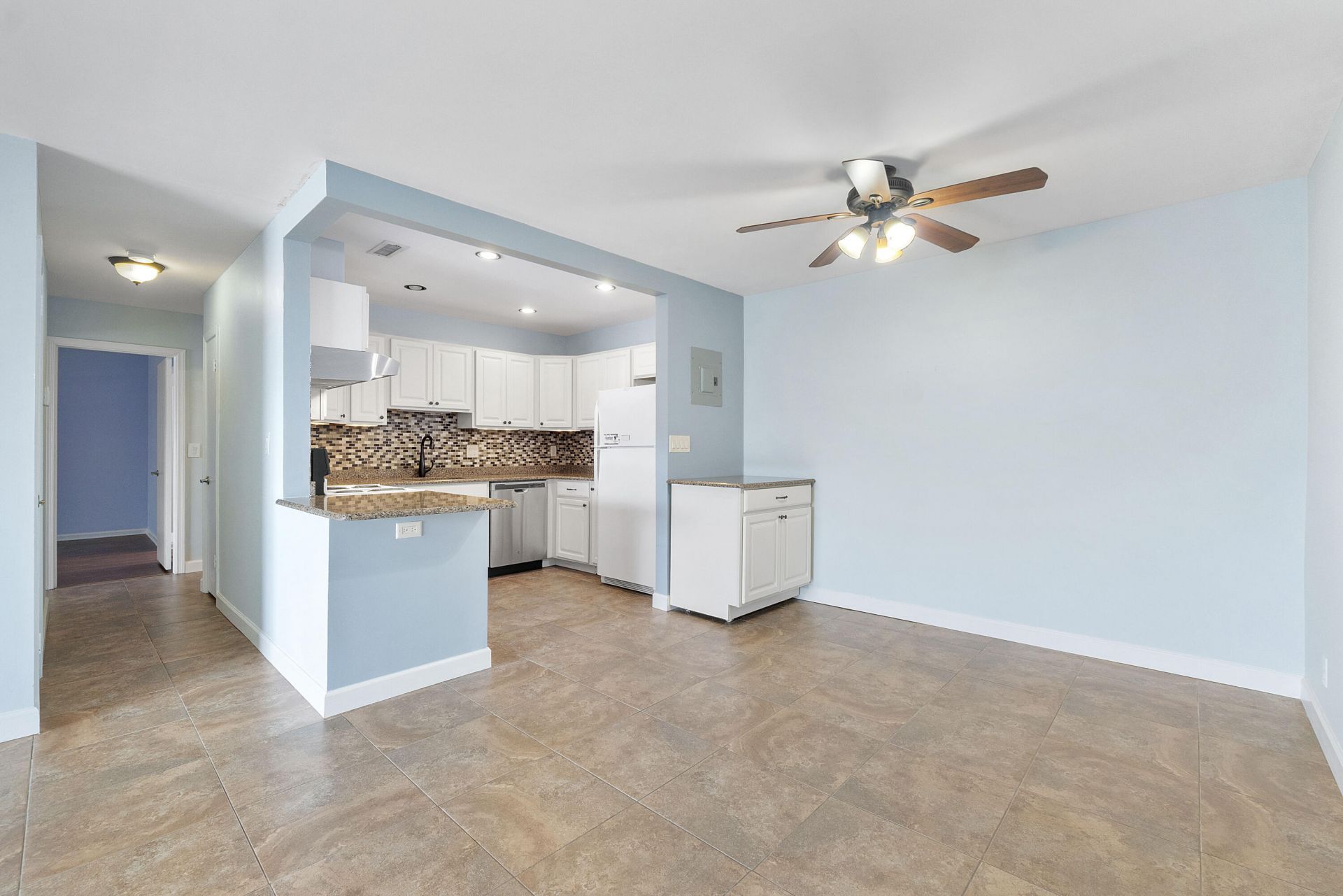 6253 Bay Club Drive, Unit 3, Fort Lauderdale, FL 33308 Photo