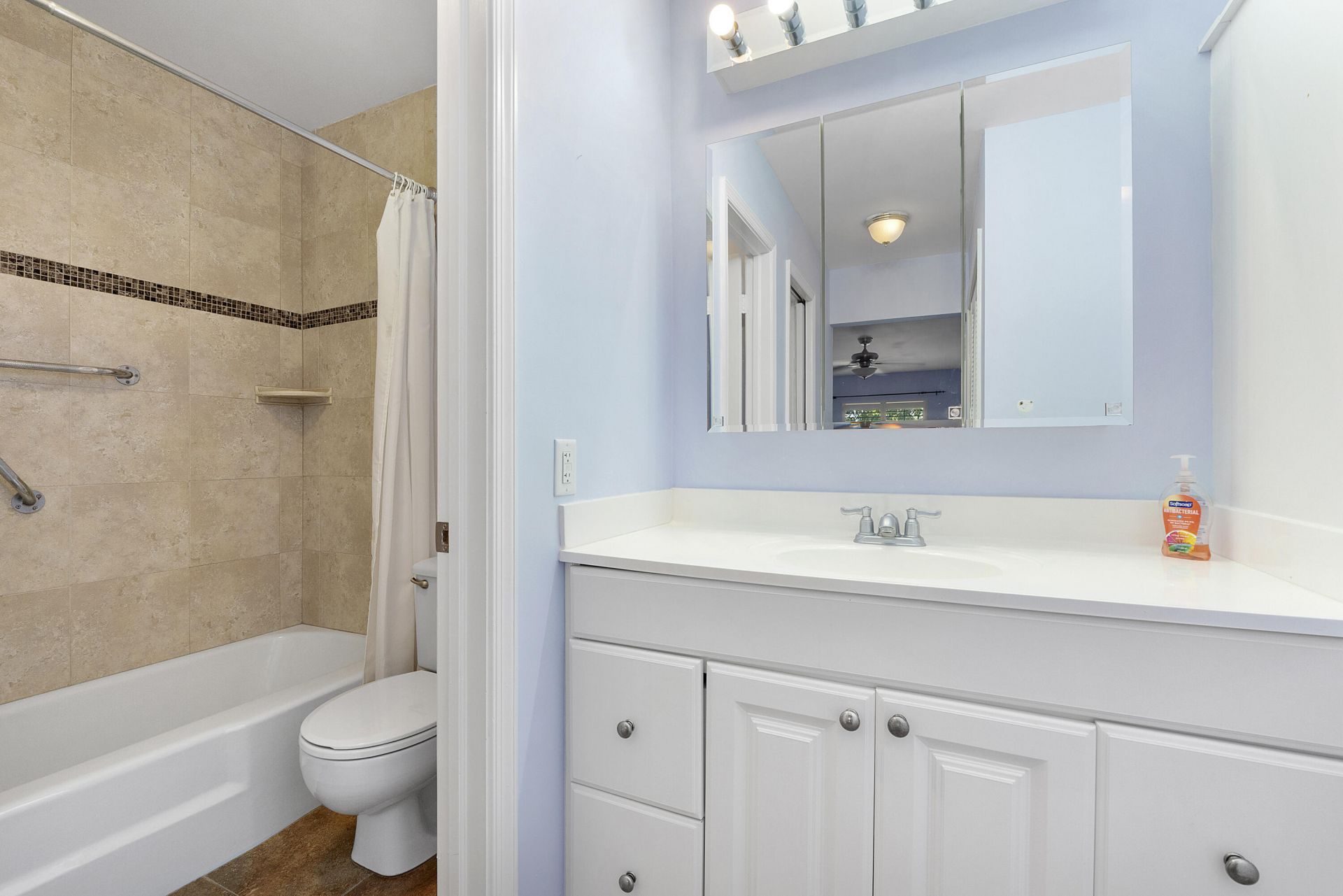 6253 Bay Club Drive, Unit 3, Fort Lauderdale, FL 33308 Photo