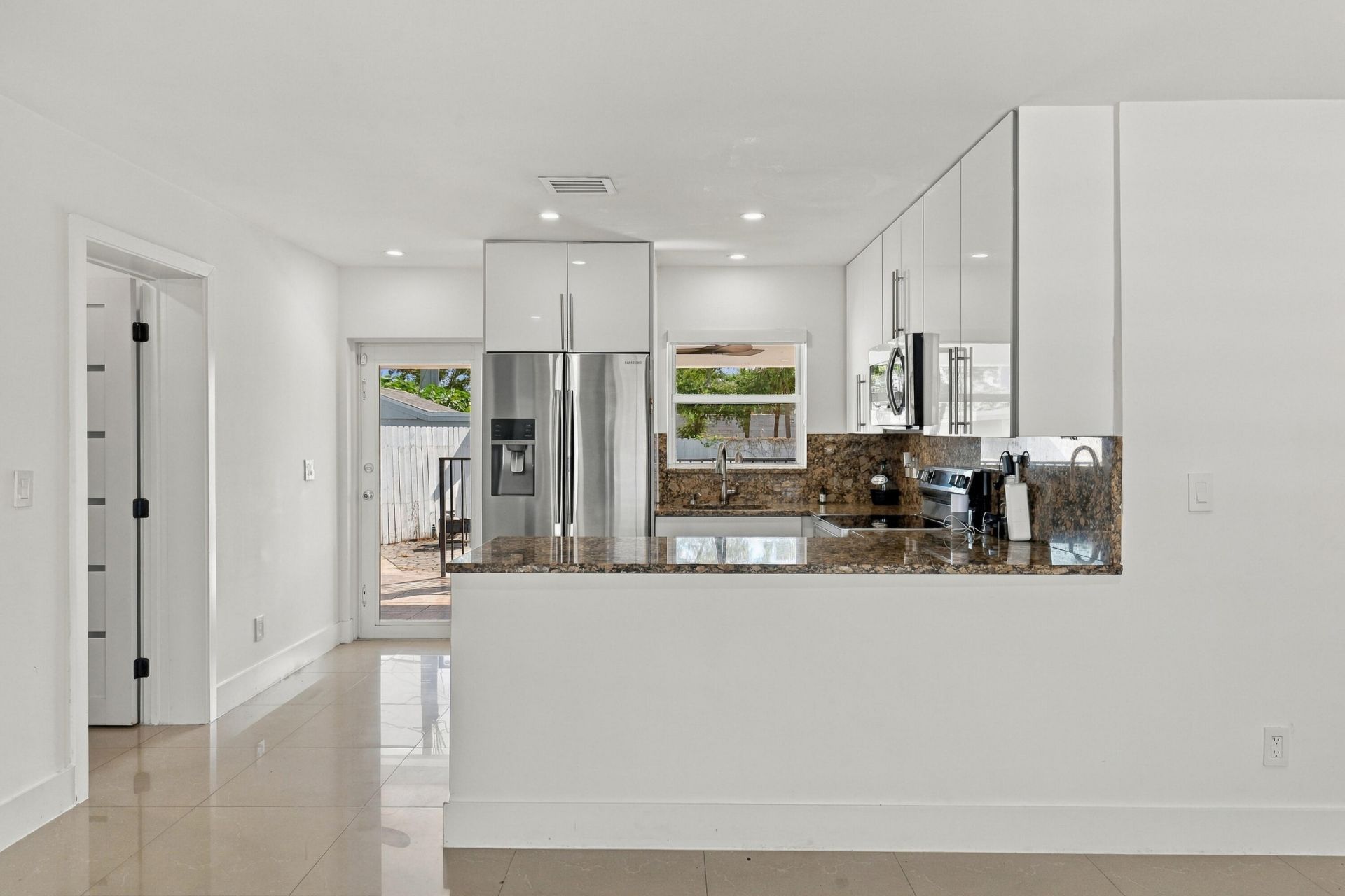 148 Browning E, West Palm Beach, FL 33406 Photo
