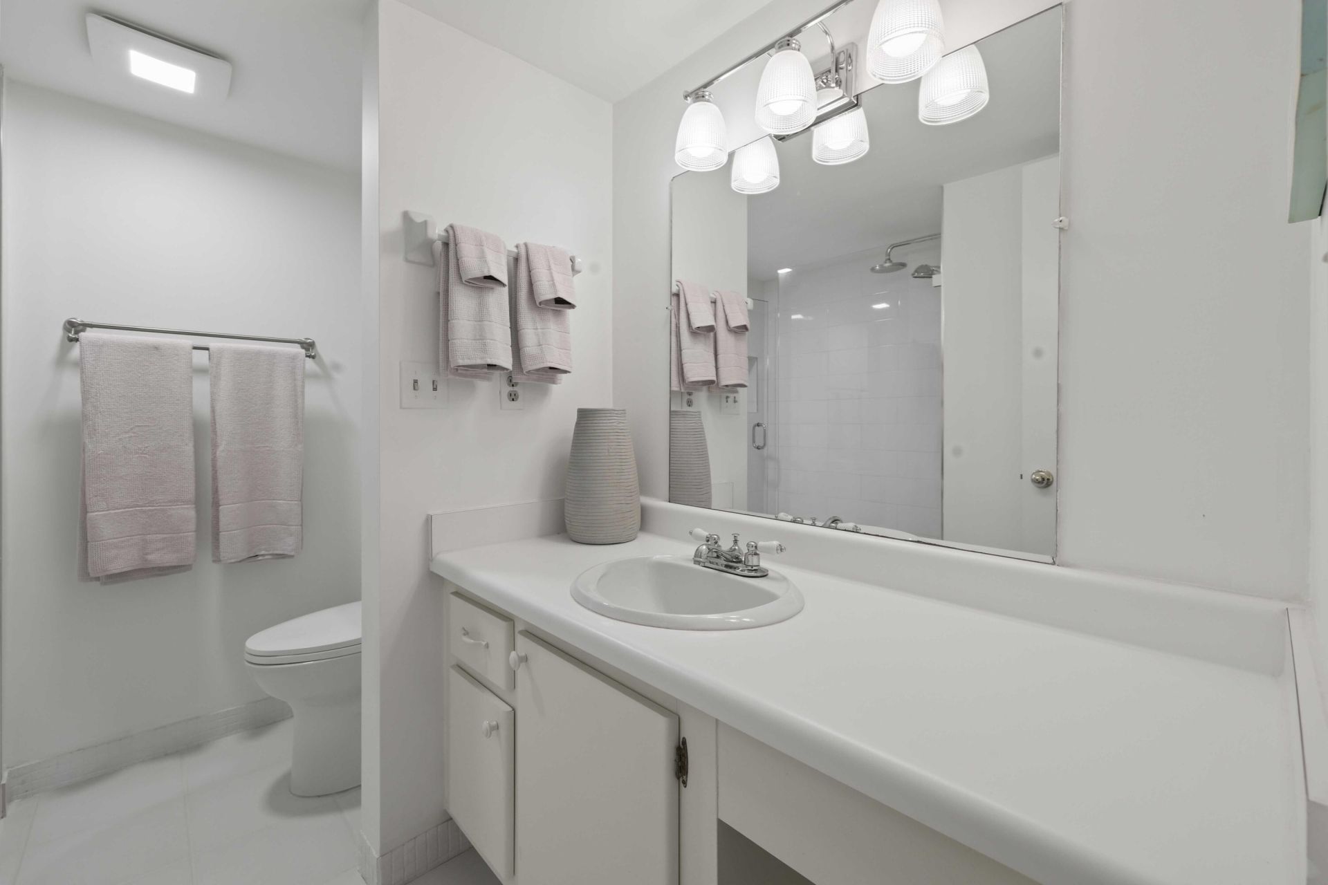 951 De Soto Road, Unit 232, Boca Raton, FL 33432 Photo