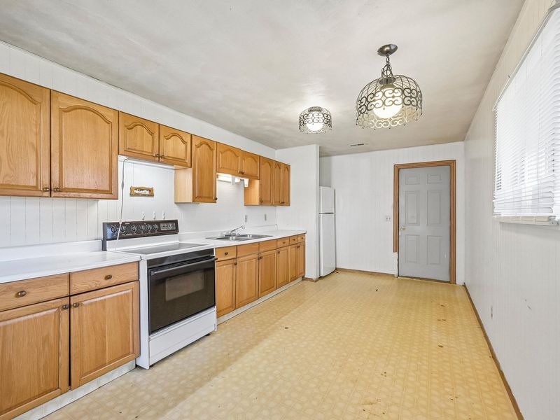 360 Sweetman Avenue, Urbana, OH 43078 Photo 16