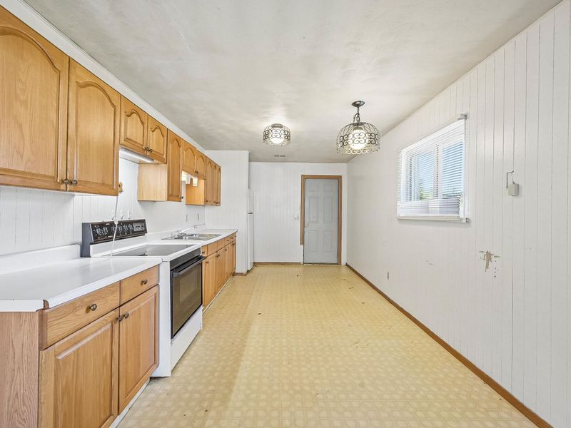 360 Sweetman Avenue, Urbana, OH 43078 Photo 17