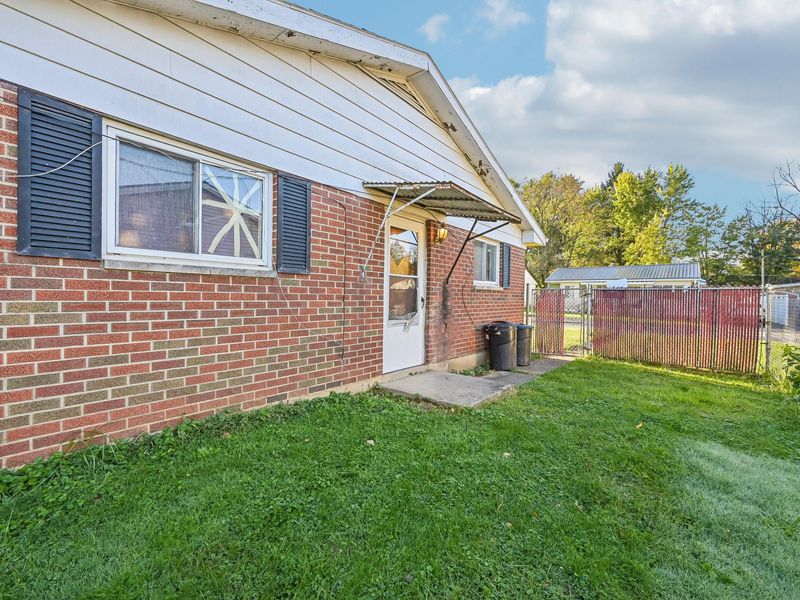 360 Sweetman Avenue, Urbana, OH 43078 Photo 8