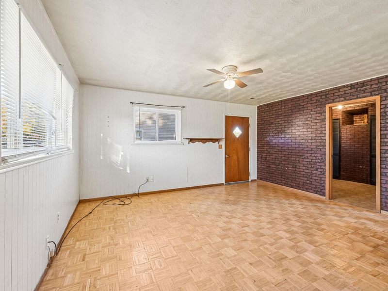 360 Sweetman Avenue, Urbana, OH 43078 Photo 9