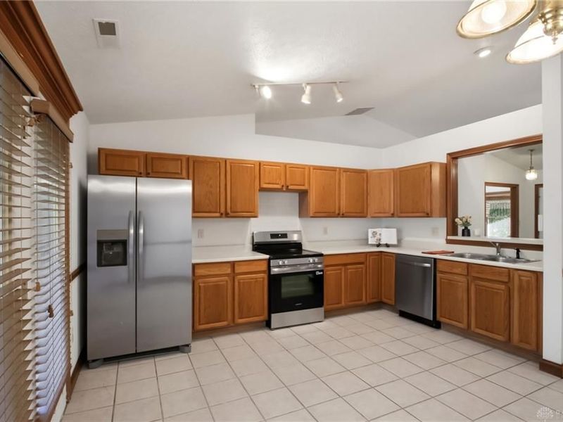 428 Whisper Lane, Xenia, OH 45385 Photo 14