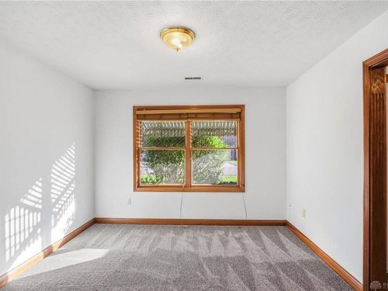 428 Whisper Lane, Xenia, OH 45385 Photo 8