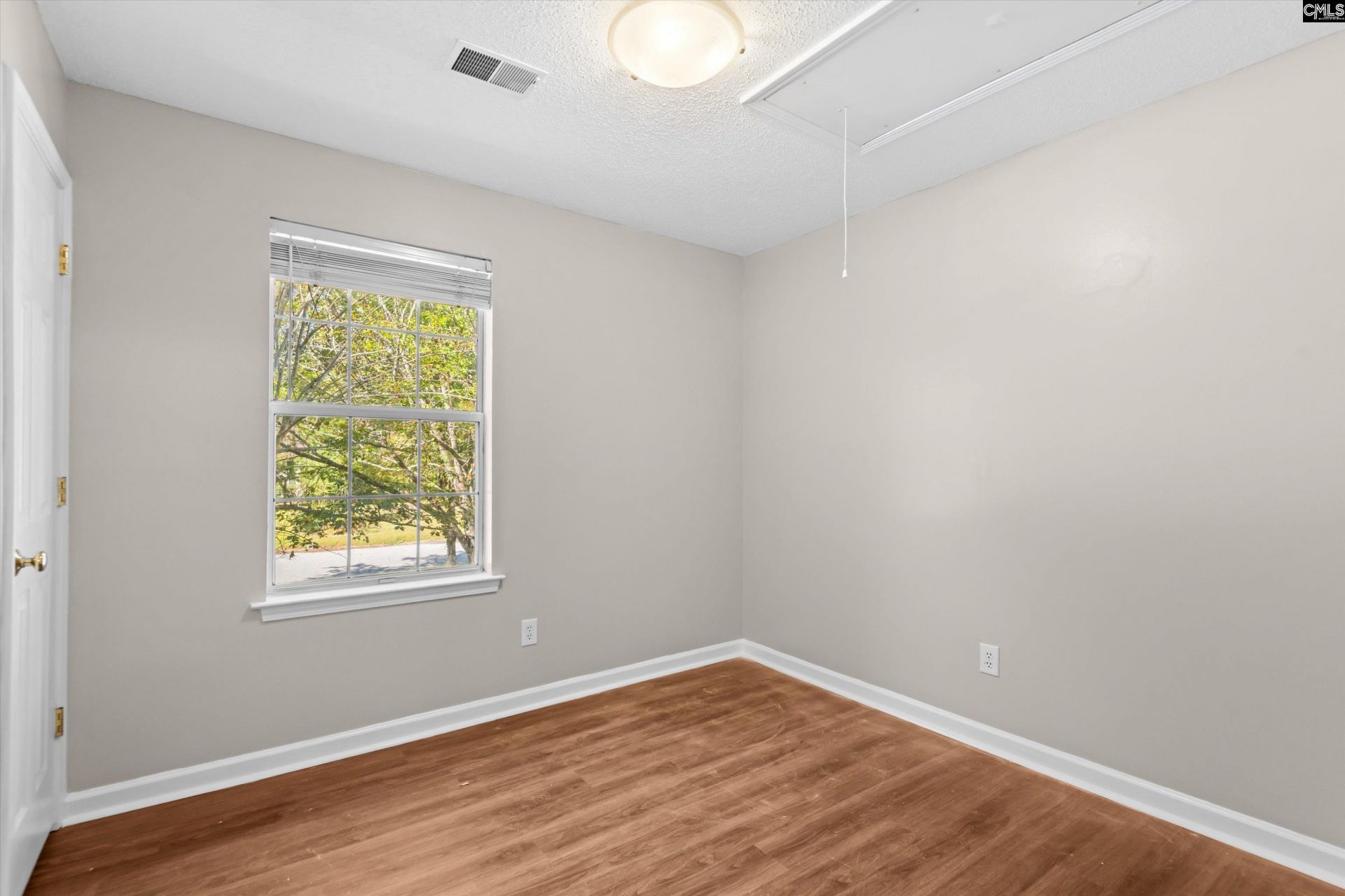 3 Branson Court  Photo 24