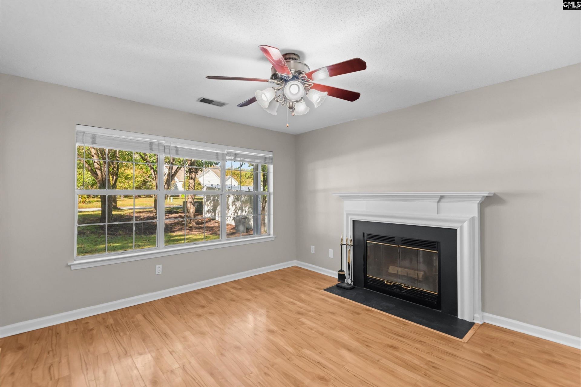 3 Branson Court  Photo 6