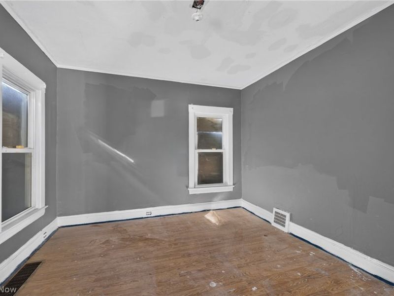 890 E 75th Street, Cleveland, OH 44103 Photo 11