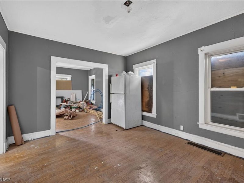 890 E 75th Street, Cleveland, OH 44103 Photo 13