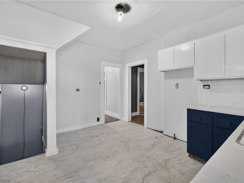 890 E 75th Street, Cleveland, OH 44103 Photo 8