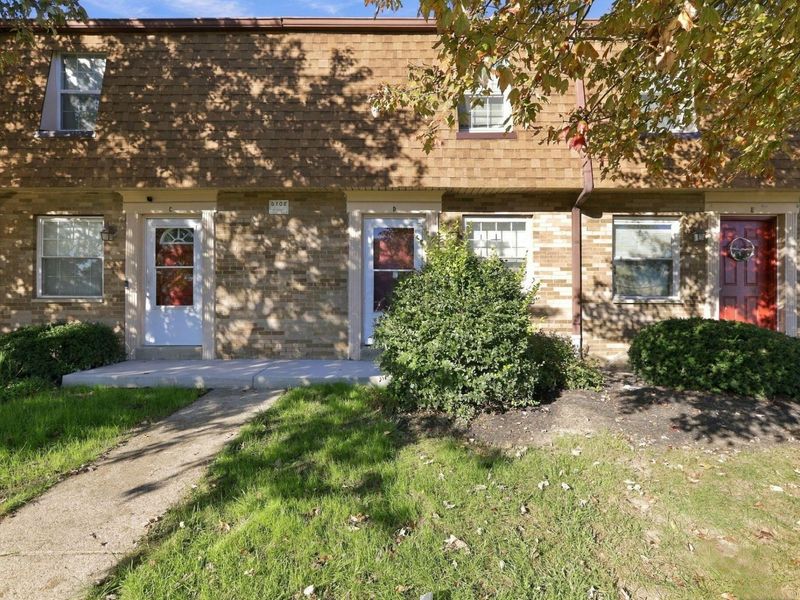 5702 Beechcroft Road, Unit D, Columbus, OH 43229 Photo 20