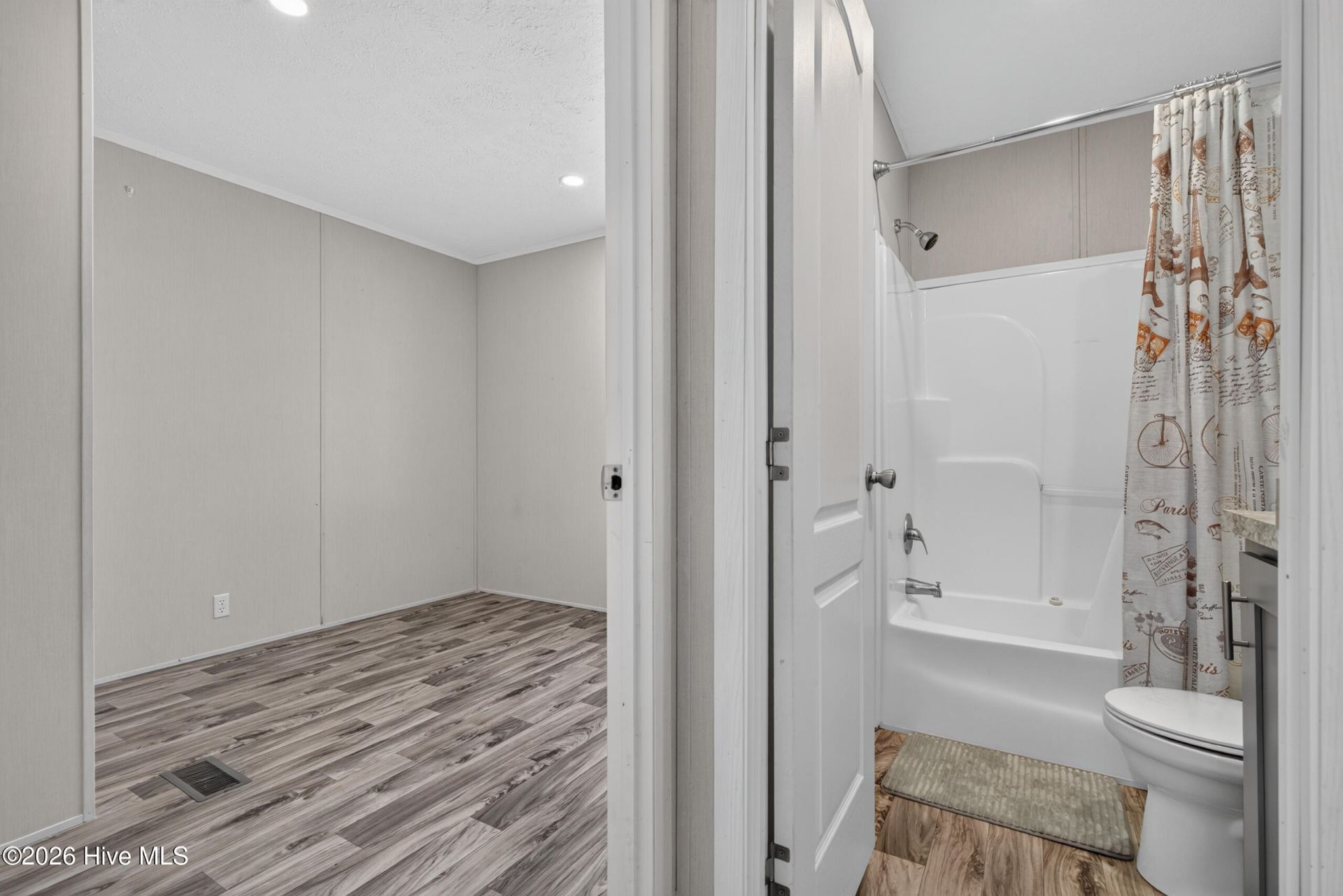 2414 Shoreline Drive Sw Photo 18