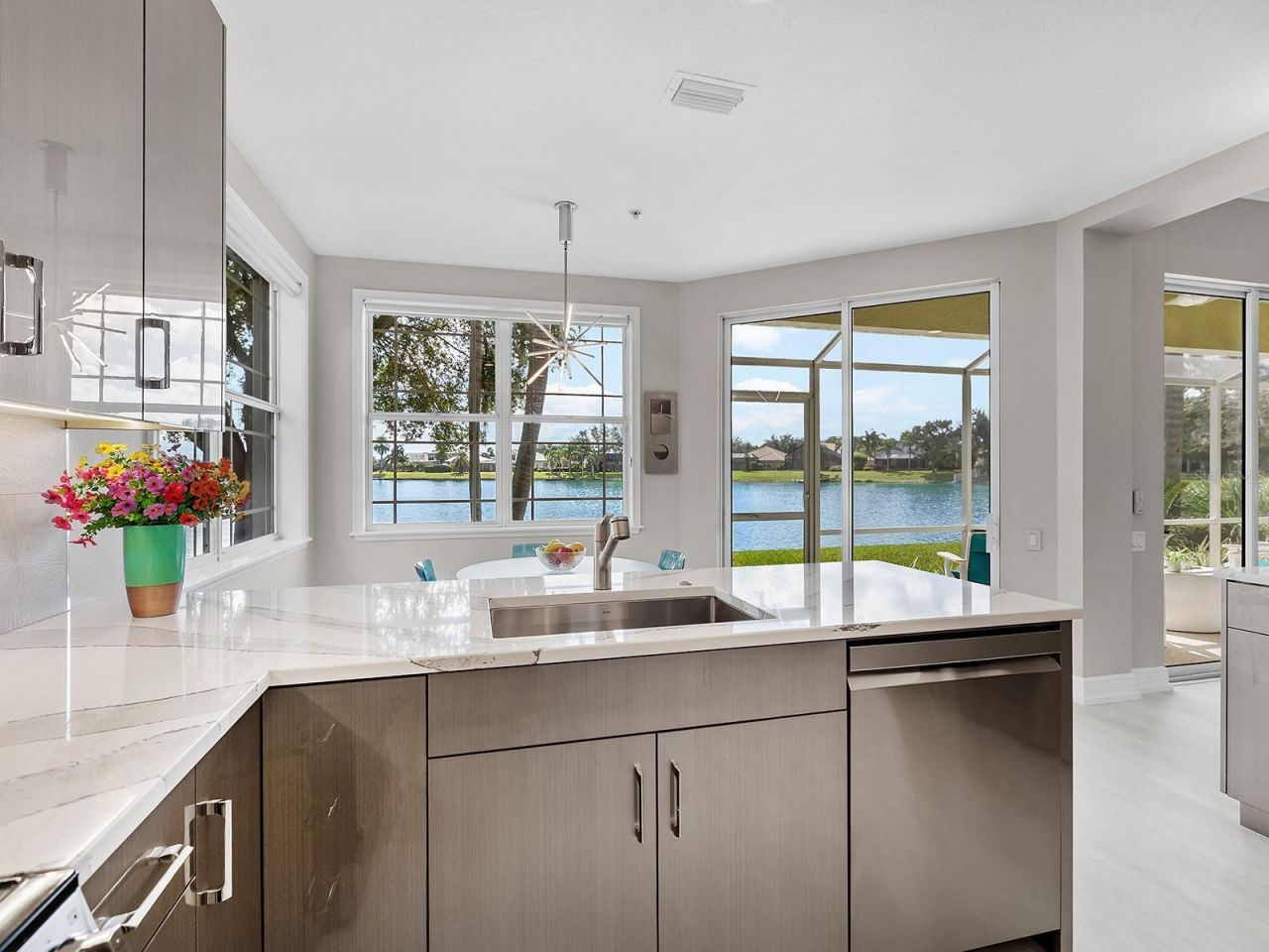 6527 Moorings Point Circle, Unit 101, Lakewood Ranch, FL 34202 Photo