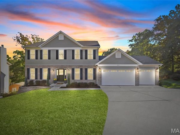 5947 Summerhedge Place, St Louis, MO 63128
