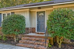 628 Semaht Street photo 4