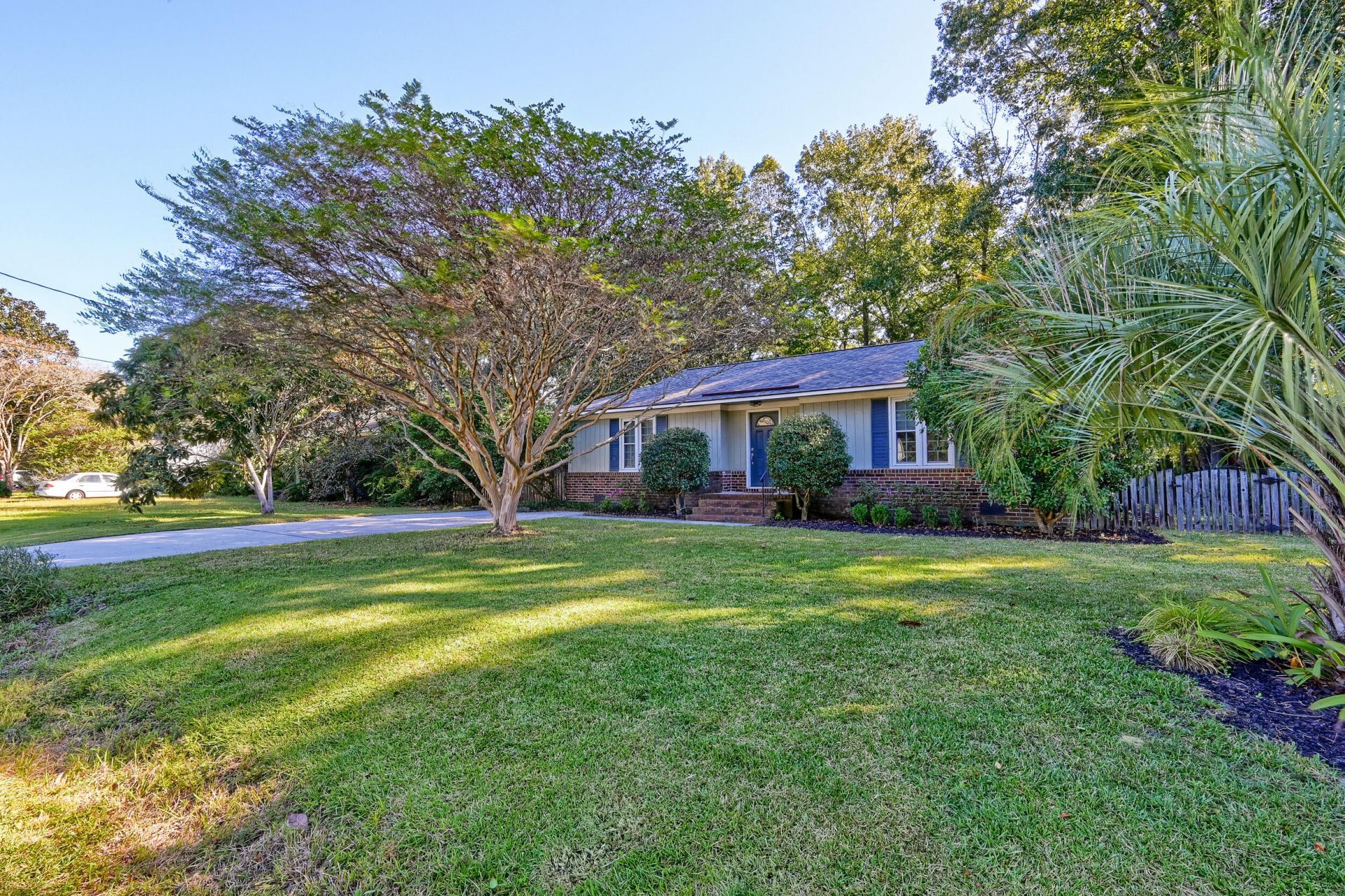 628 Semaht Street Photo 28