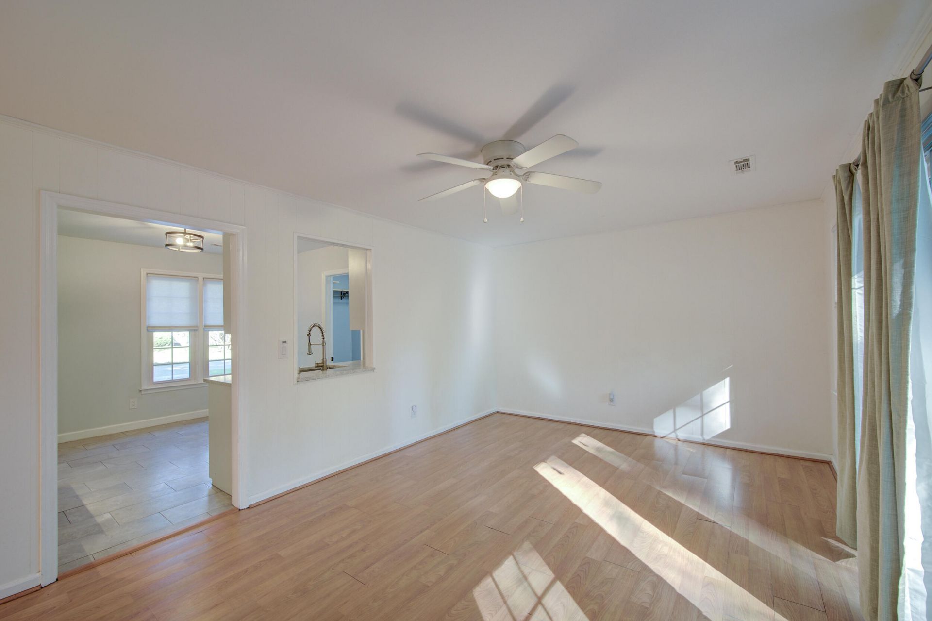 628 Semaht Street Photo 29
