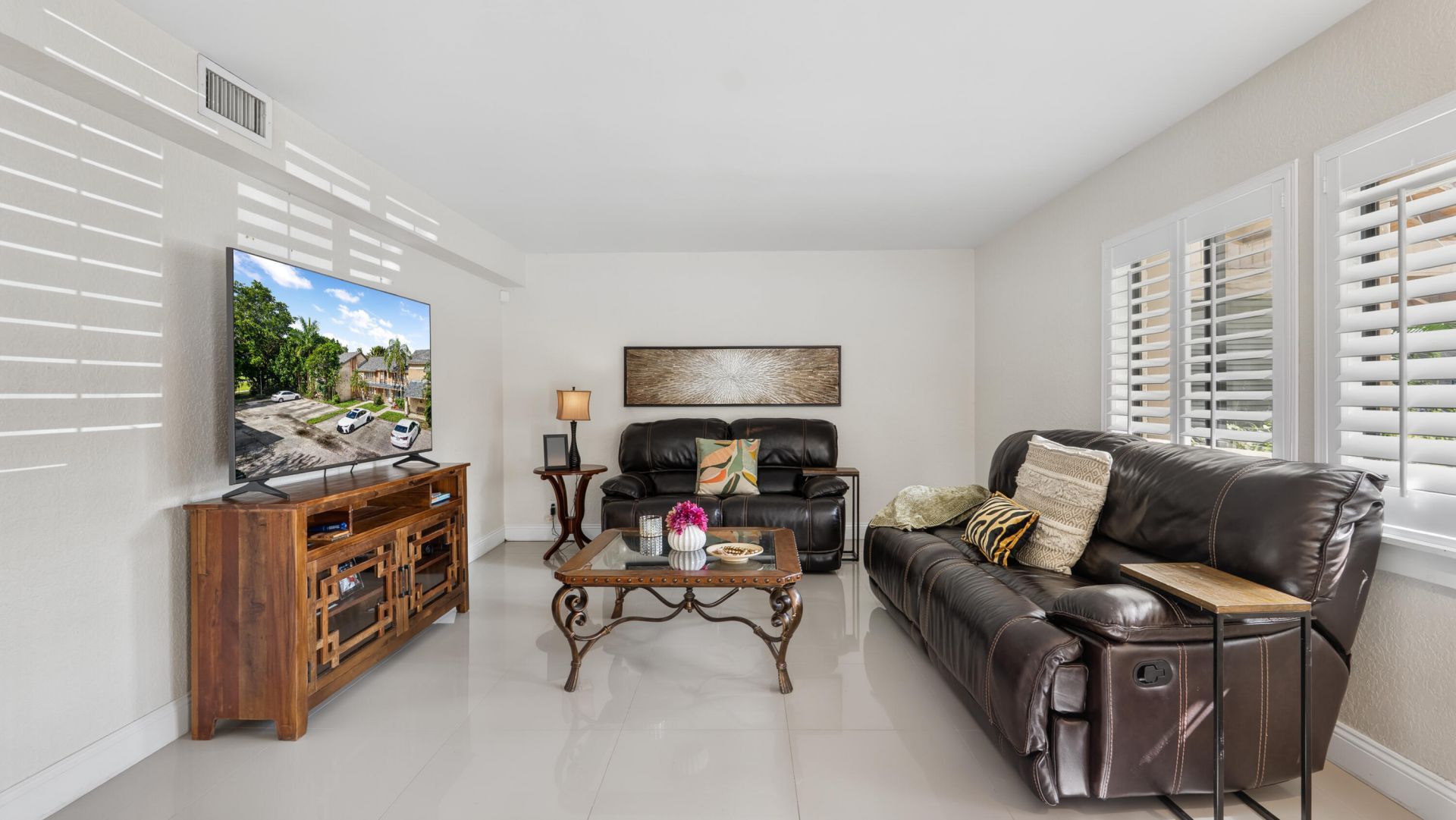 219 Wimbledon Lakes Drive, Plantation, FL 33324 Photo