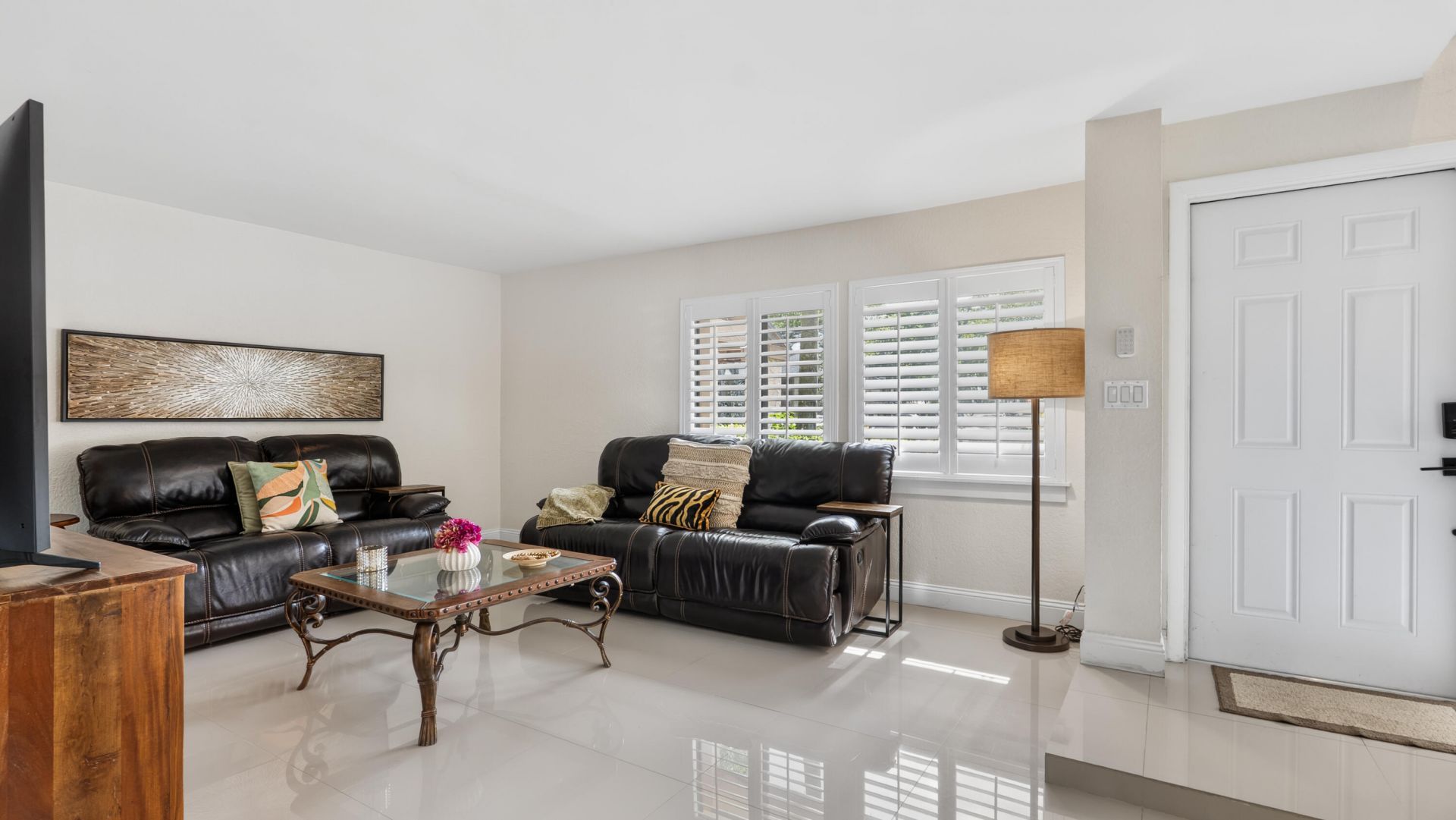 219 Wimbledon Lakes Drive, Plantation, FL 33324 Photo