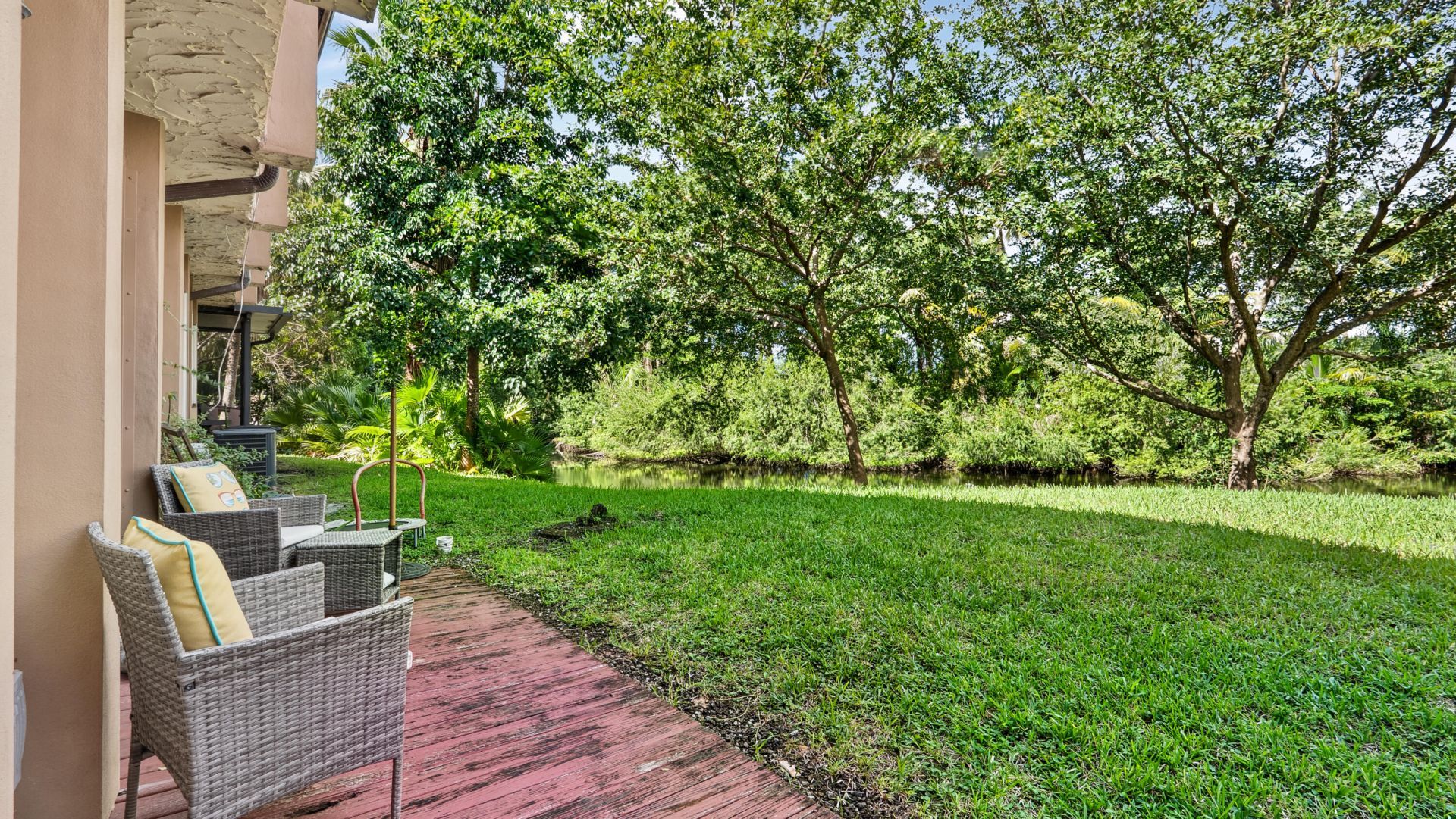 219 Wimbledon Lakes Drive, Plantation, FL 33324 Photo